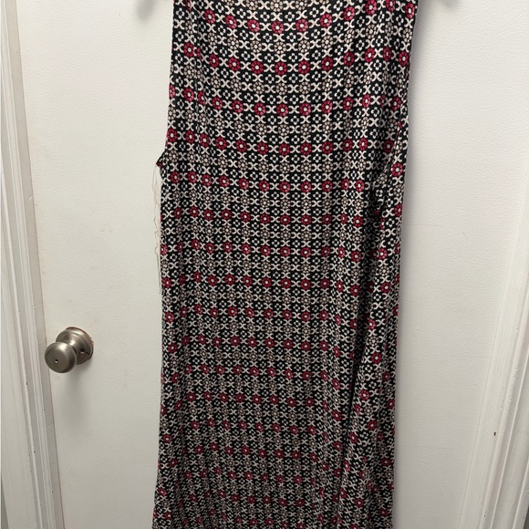 Croft & Barrow Black and Pink Patterned Midi Dress - Picture 2 of 4